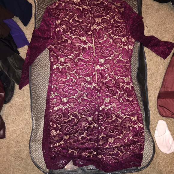 Like new Maroon lace dress 👗 - Picture 4 of 4